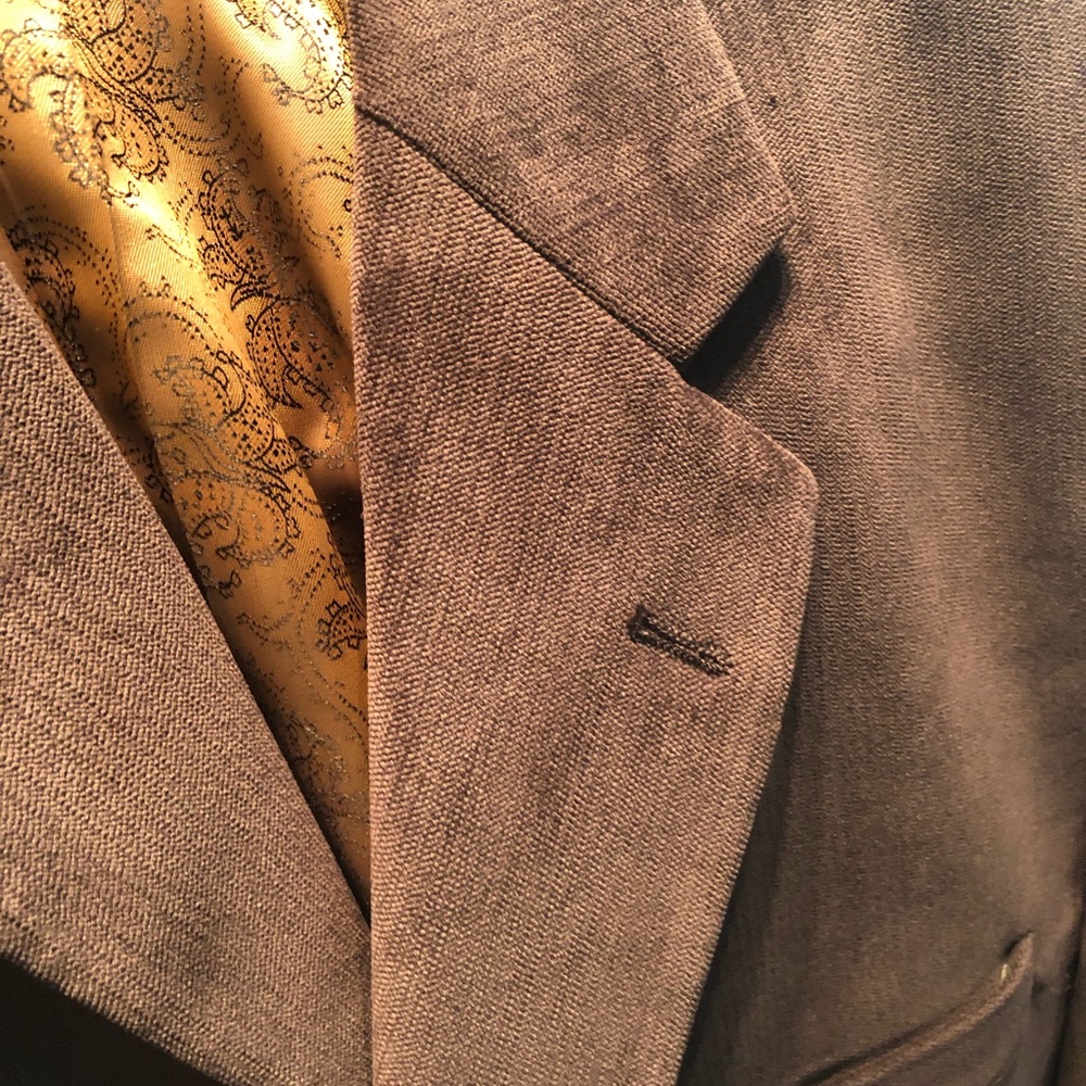 Blazer - Picture 3 of 7
